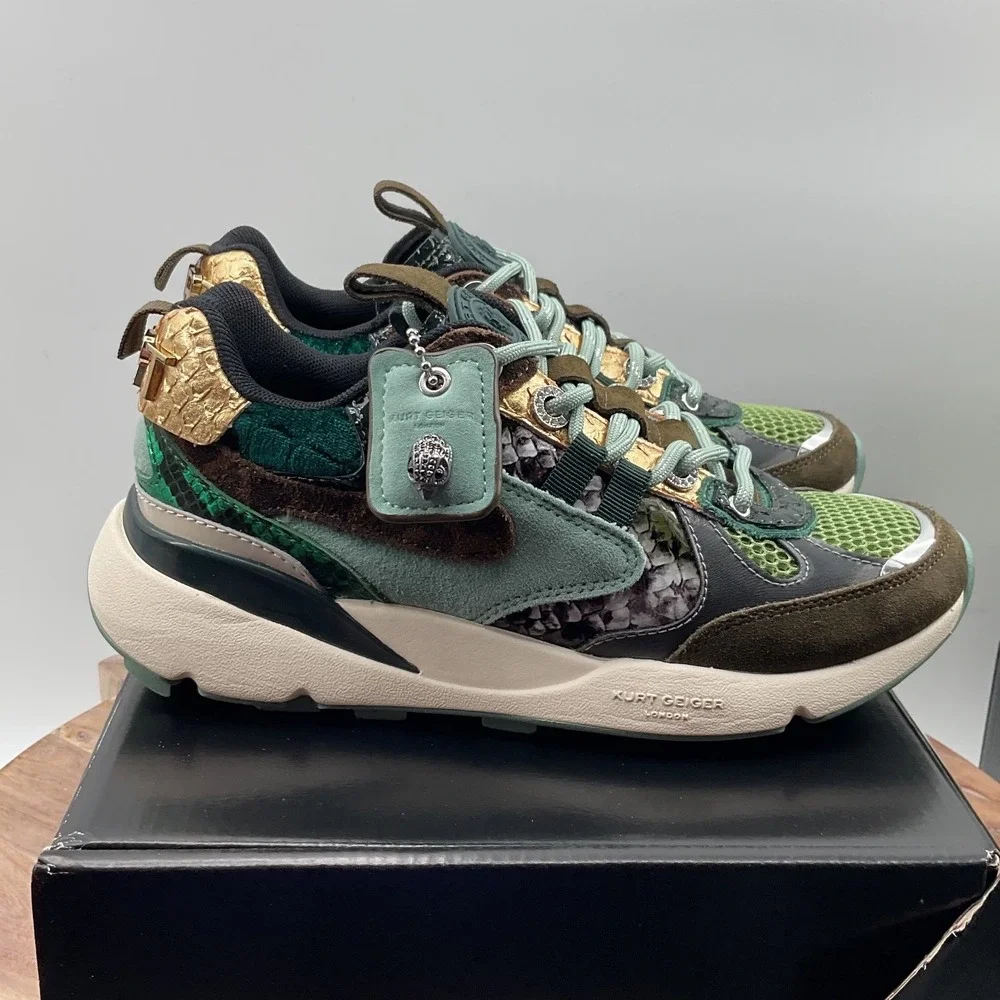 Kurt Geiger catching animal include